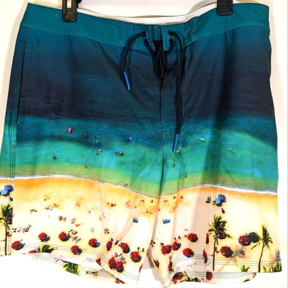 American Eagle Beach Scene Board Shorts Swim Trunks Classic Mens Size Large